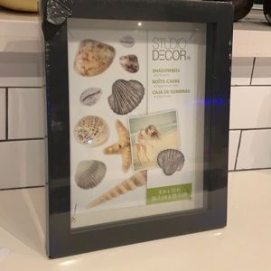 New and sealed: studio decor shadowbox frame